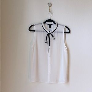 Forever 21 Sleeveless Blouse